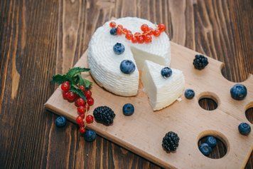 Сир Рікотта десертна від приватної сироварні, 500 г (Україна) Ricotta cheese фото
