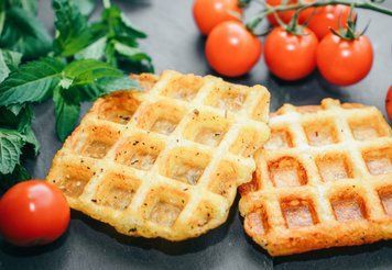 Сир Халумі (Halloumi) з м'ятою для гриля та смаження, 250 г  Halloumi cheese with mint фото